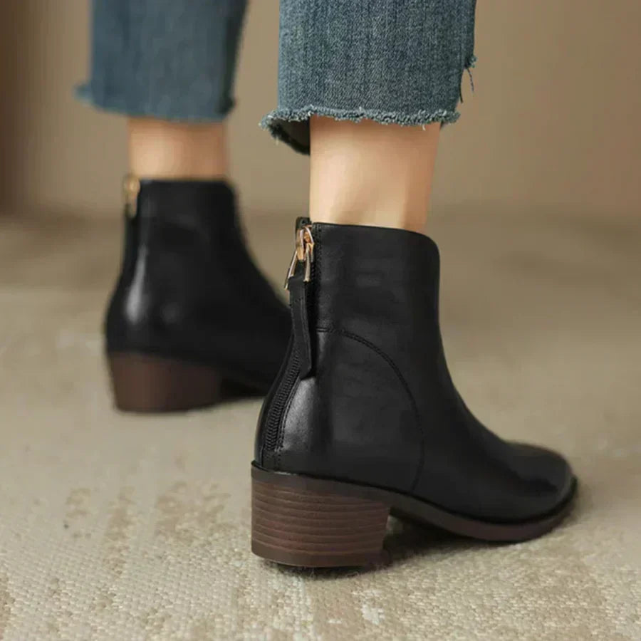 MAISON LORÉ Damen-Lederstiefeletten mit niedrigem Absatz