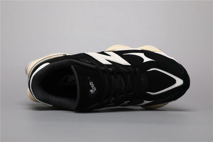 Baskets unisex New Balance 9060 noir blanc