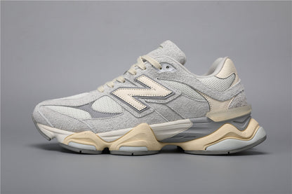 Baskets unisexes New Balance 9060 grises et blanches