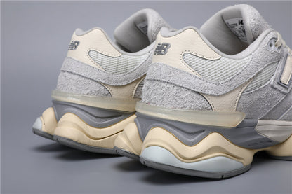Baskets unisexes New Balance 9060 grises et blanches