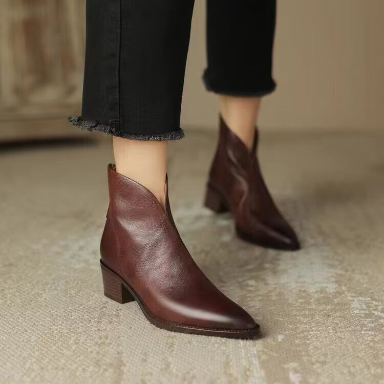 MAISON LORÉ Damen-Lederstiefeletten mit niedrigem Absatz