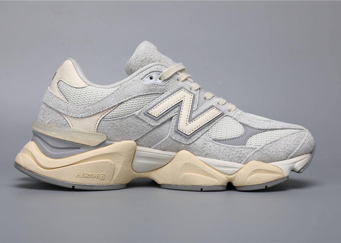 Baskets unisexes New Balance 9060 grises et blanches