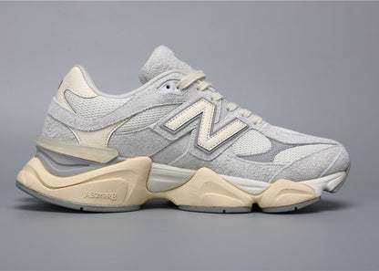 Baskets unisexes New Balance 9060 grises et blanches