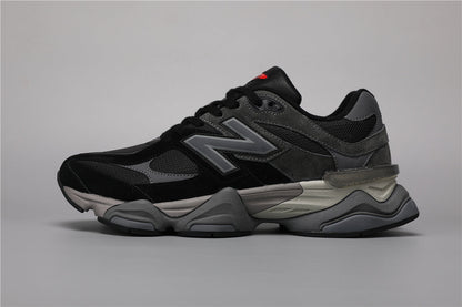 New Balance 9060 -unisex-lenkkarit, mustat